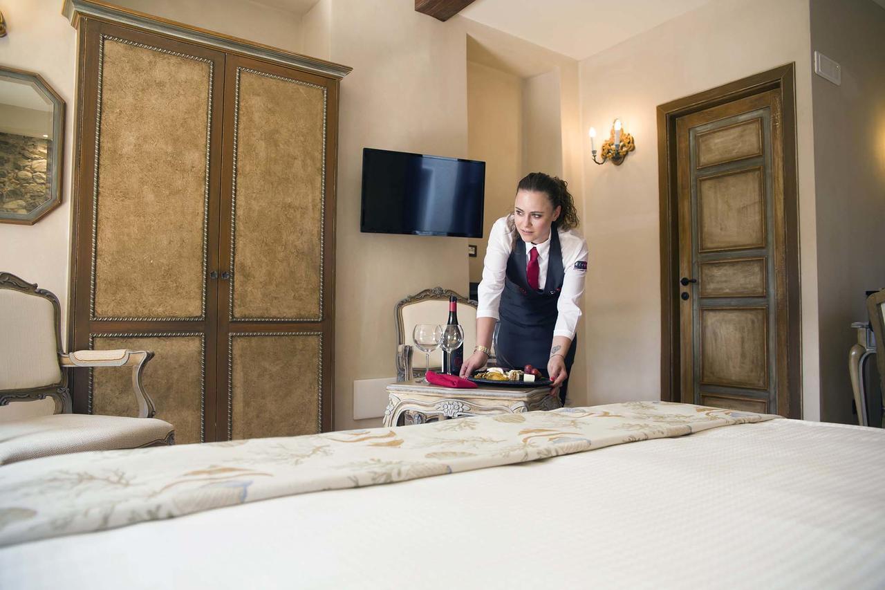 Boutique Hotel Elvezia สเตรซา ภายนอก รูปภาพ